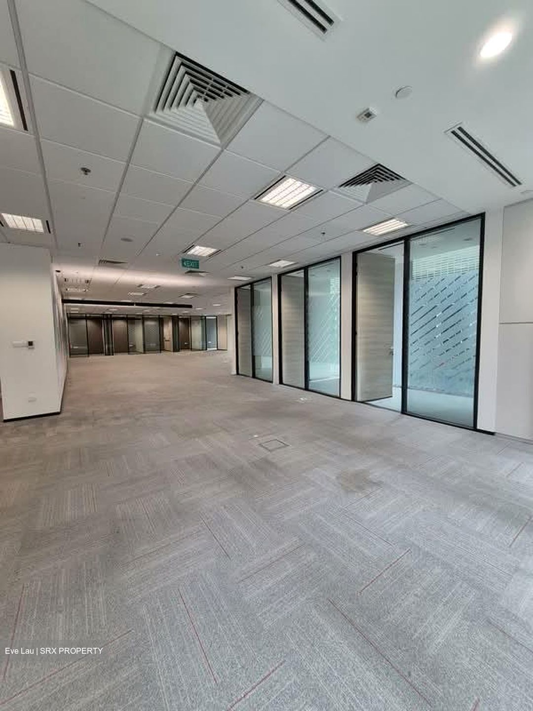 Ocean Financial Centre (D1), Office #584849841